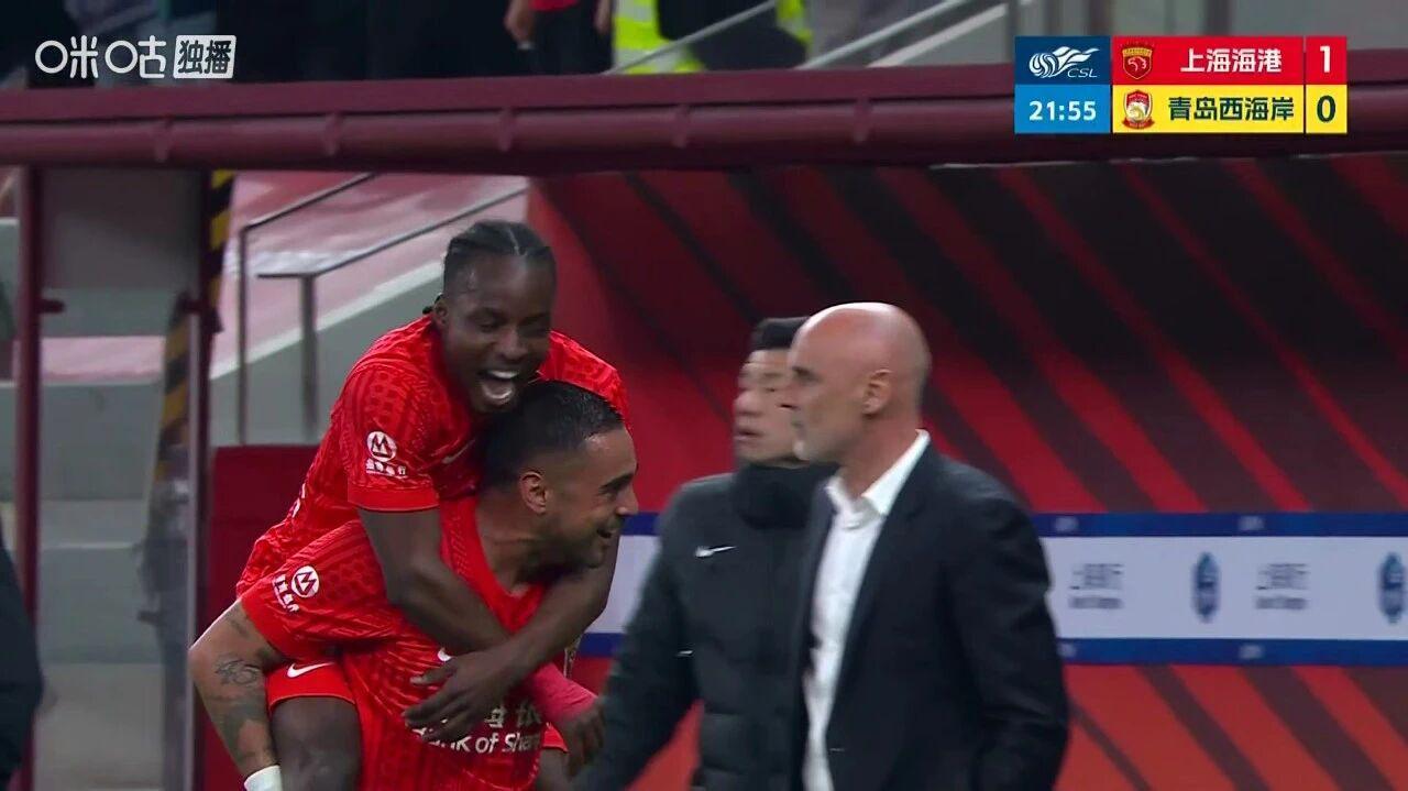 yl23455永利官网-下半场连轰4球！卫冕冠军4-1夺赛季首胜，西海岸2战丢6球遭连败